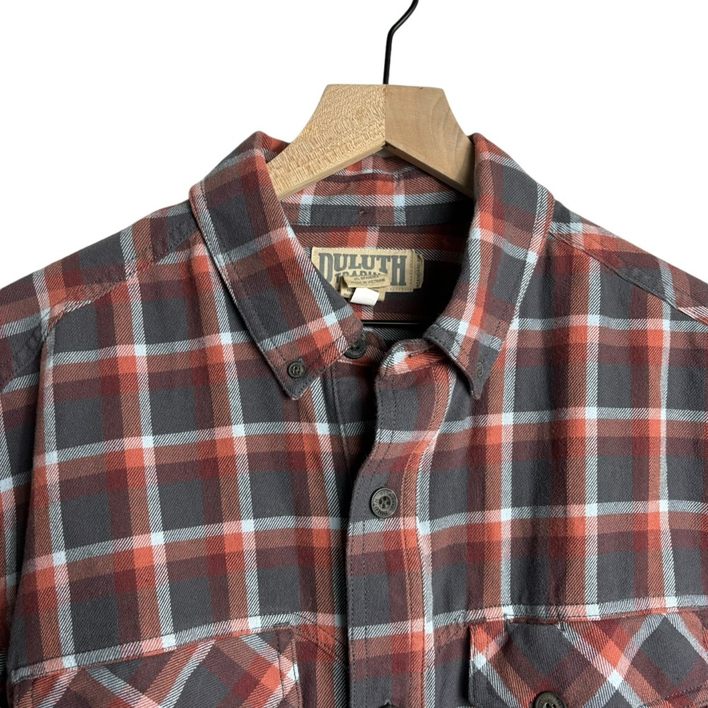 Duluth Men’s Flannel Shirt Large Orange Gray Plaid Button Up Long Sleeve Pockets - Picture 2 of 5